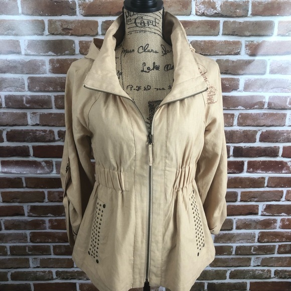 Black Label Pink hooded jacket - Picture 6 of 8